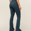 Everyday Seamless Flared Legging 2.0